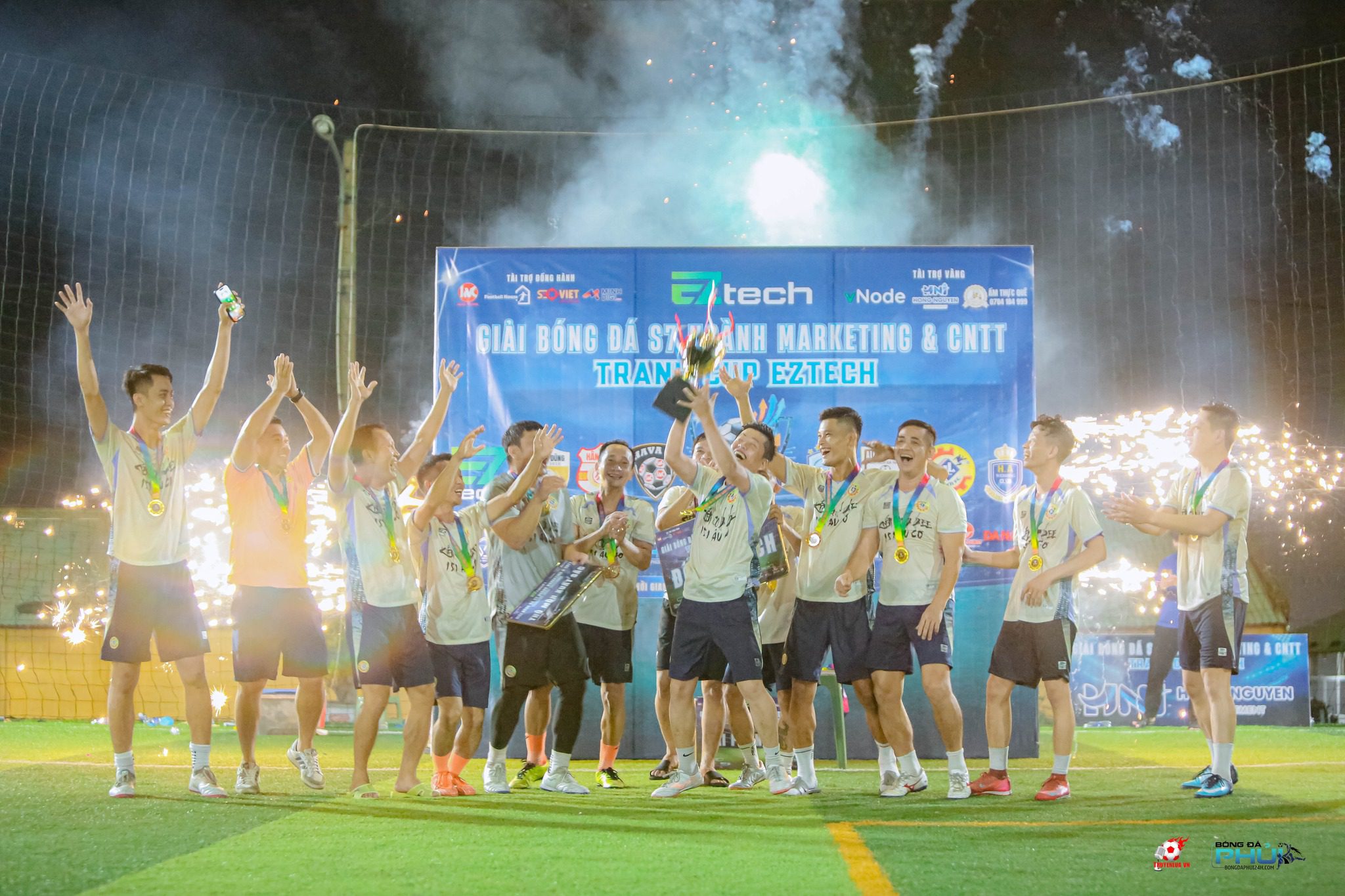 Giải Bóng Đá Marketing & CNTT – Tranh Cúp EZTech: Lộc Lợi FC Lên Ngôi Vô Địch, Khép Lại Một Mùa Giải Đầy Cảm Xúc